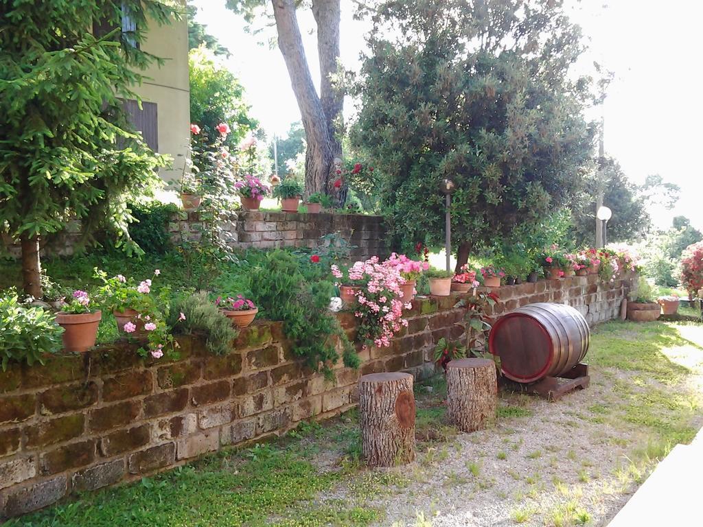 מונטמראנו Agriturismo Norianino מראה חיצוני תמונה